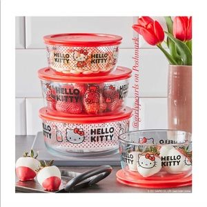 Pyrex Hello Kitty Containers 8 Piece Set NEW